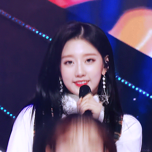 [러블리즈] 친구들이 삼겹살 먹으러 가자고 연락이 와서 예인이 | 인스티즈