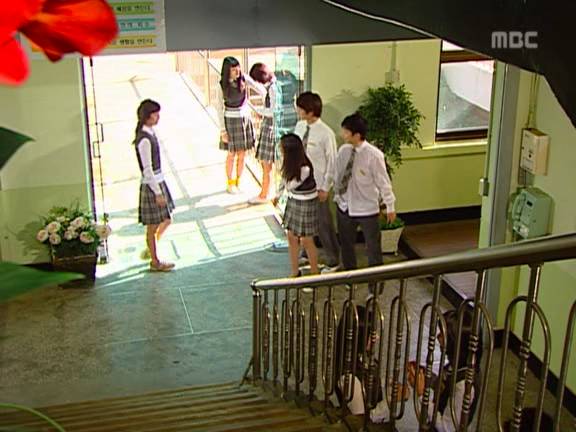 [거침없이하이킥] 짜리 강유미VS목돌이 나혜미.jpg | 인스티즈