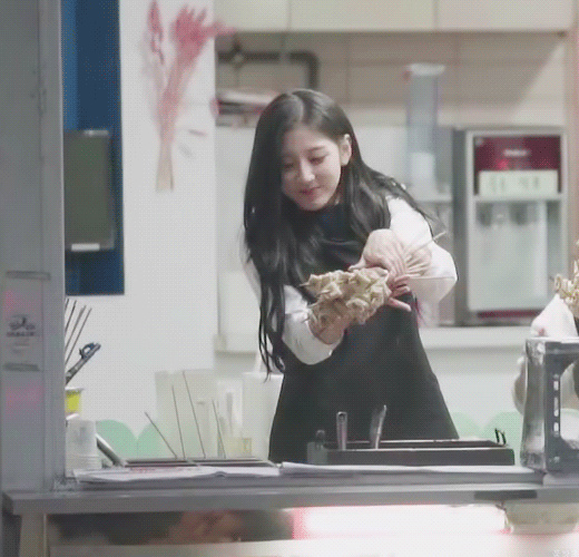 러블리즈 막내가 가지고 있는 로망.jpgif | 인스티즈