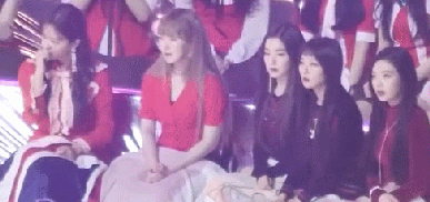 대선배 비웃는 레드벨벳 | 인스티즈