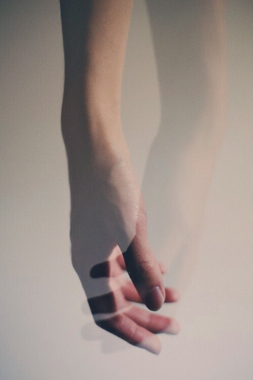 때로 저무는 시간을 바라보고 앉아 자살을 꿈꾸곤 했다 | 인스티즈