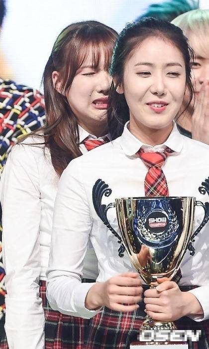 예린이 우는 모습 ㅋ | 인스티즈