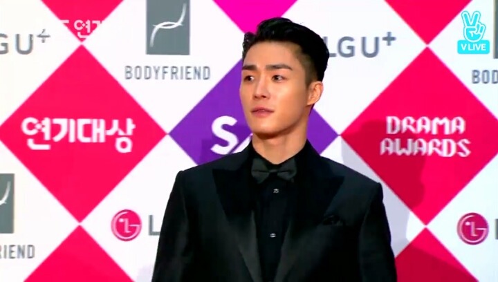 오늘자 SBS 연기대상 레드카펫.jpg | 인스티즈