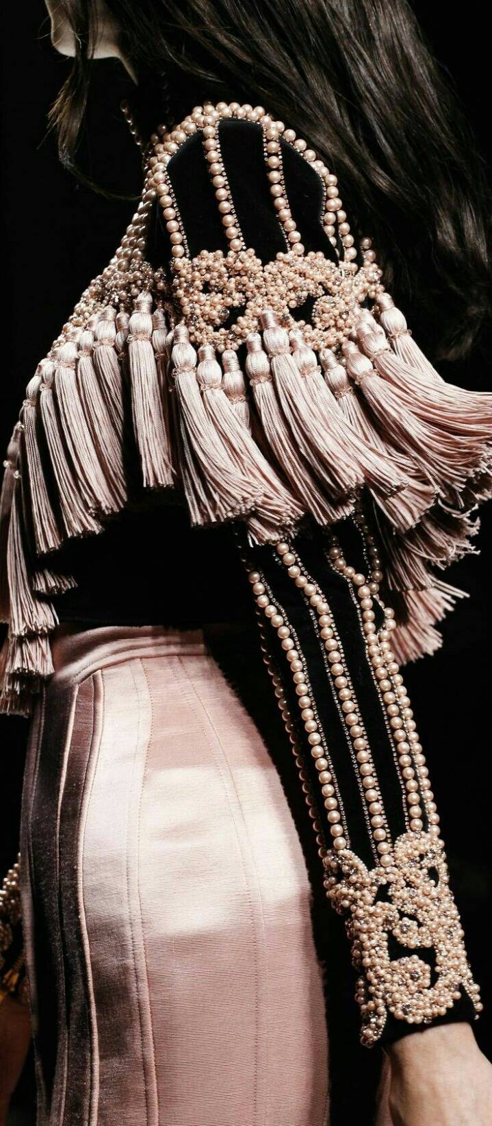 스압)명품이 왜 명품인지 이해하게 되는 패션쇼 디테일 샷.jpg | 인스티즈