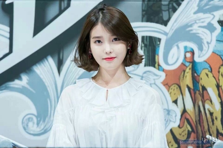 아이유 단발&똥머리 vs 긴생머리 | 인스티즈