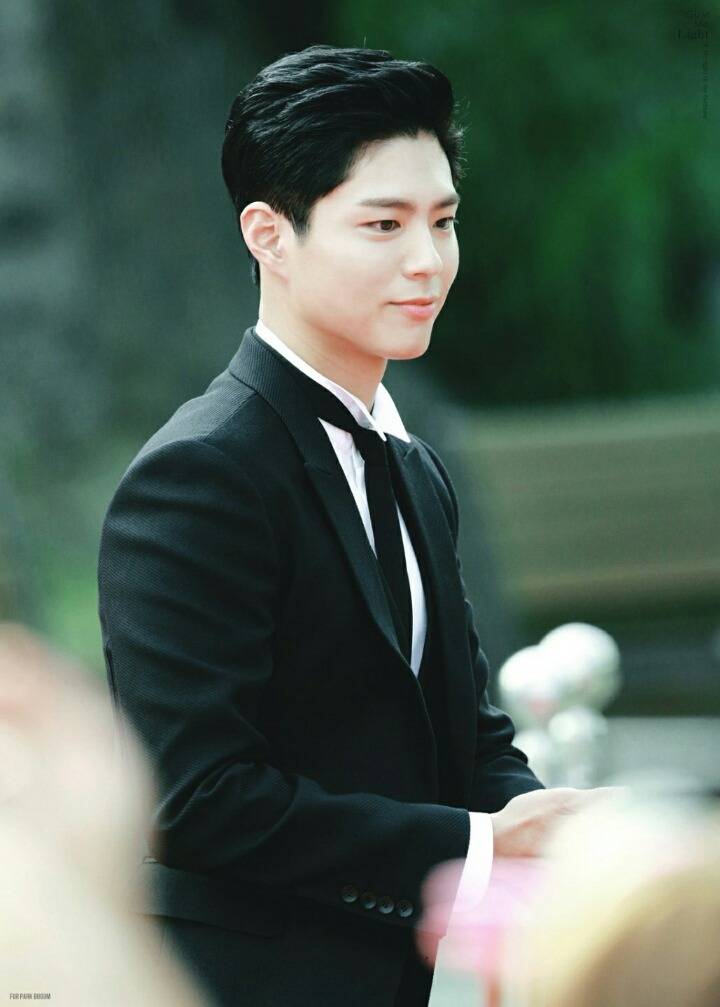 박보검 쓰리피스 수트 코디 수준.JPG | 인스티즈