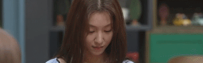 배우가 콩트를 정극으로 받아치면 생기는 현상.gif | 인스티즈