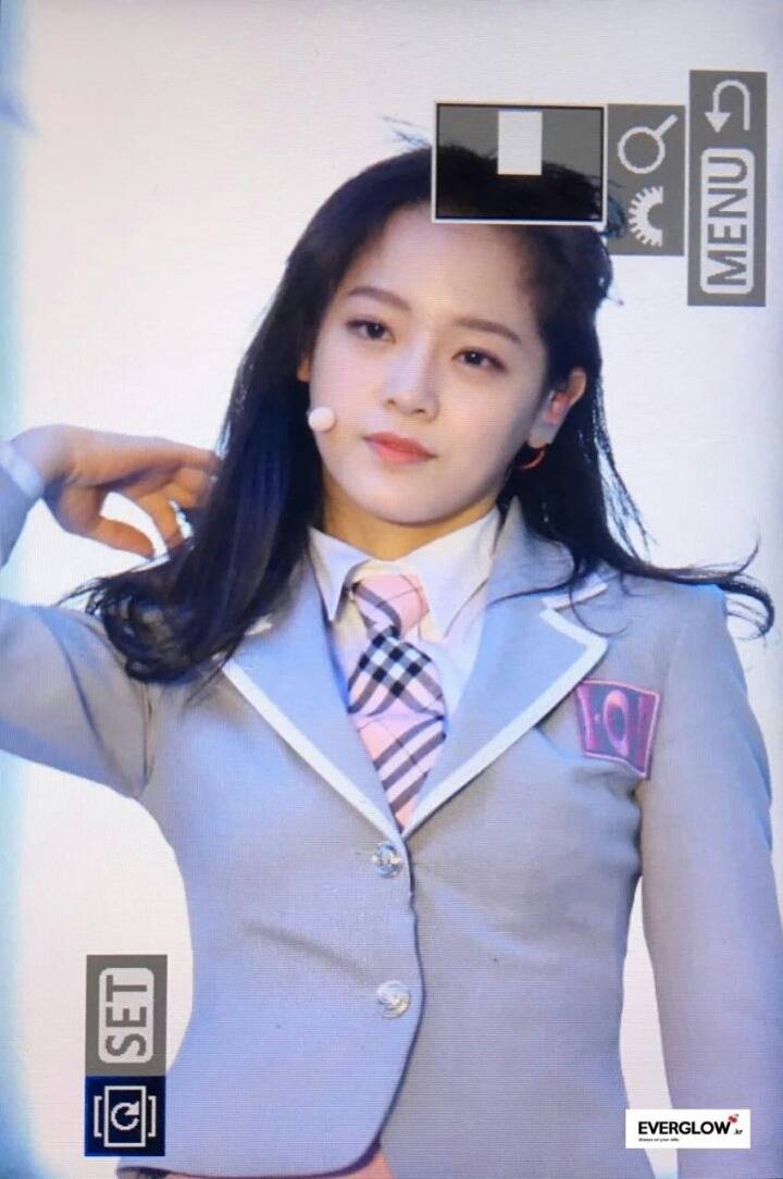 오늘자 김세정 판교 사진 (예쁘다..) +추가 | 인스티즈