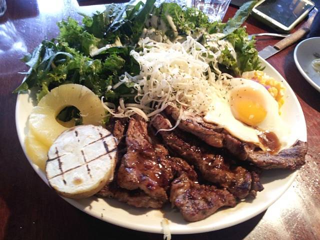 고기더쿠! 목살 스테이크 샐러드 gifjpg | 인스티즈