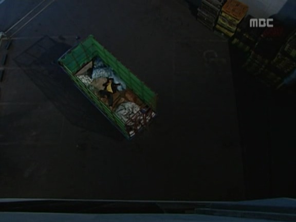 [거침없이하이킥] 민용이 옥탑방에 감금된 남자들ㅋㅋㅋㅋㅋ.jpg | 인스티즈