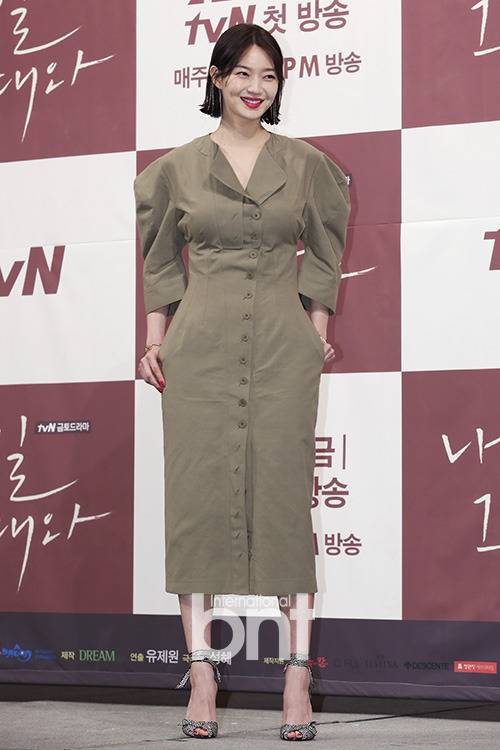 오늘자 신민아 골반ㄷㄷㄷ | 인스티즈