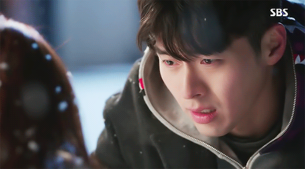 산으로 가는 스토리에 작가한테 빡친 팬들이 키스신 한 번으로 화 풀었던 소파 키스신 (달달주의) | 인스티즈