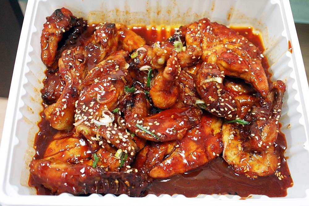 숯불바베큐치킨 최강자는? 훌랄라 vs 지코바 vs 코리안 vs 불로만 | 인스티즈