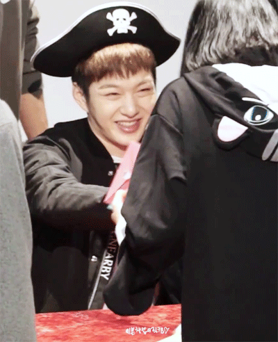 연예인들의 민망한 상황.gif | 인스티즈