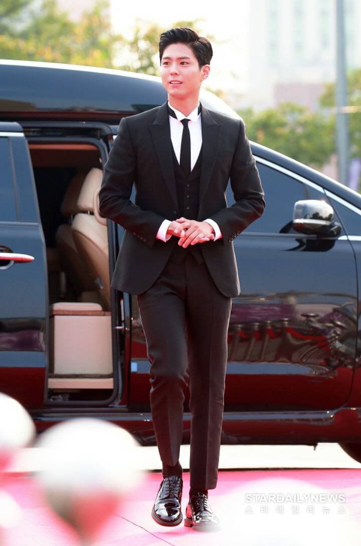 박보검 쓰리피스 수트 코디 수준.JPG | 인스티즈