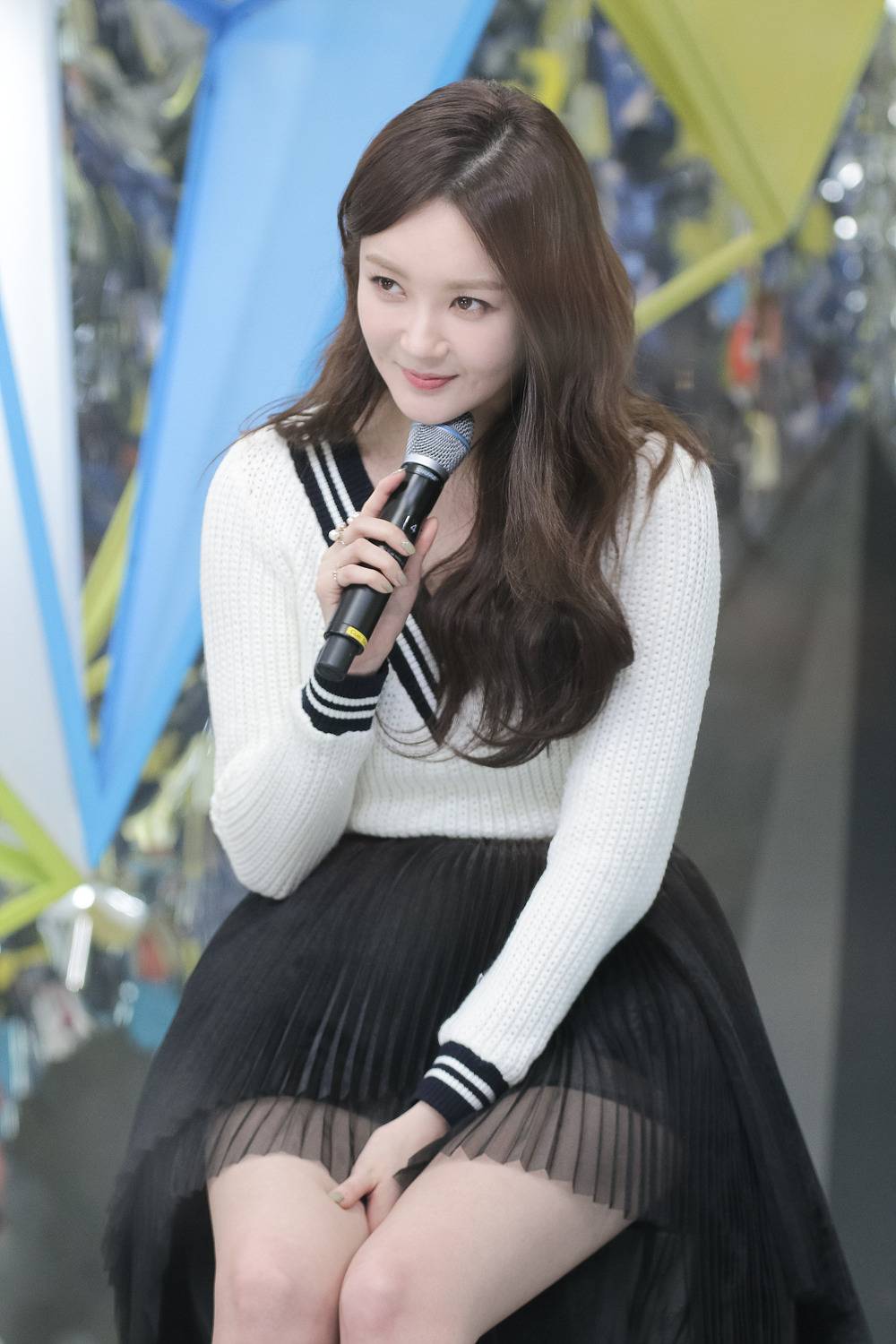 묘한 강민경 | 인스티즈