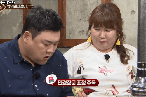 고깃집에서 빵 먹는 사람들 | 인스티즈