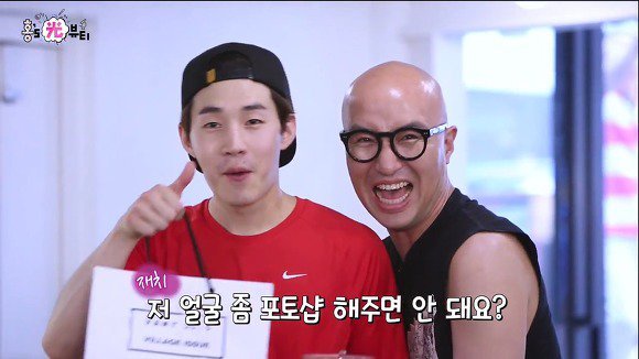  지나가던 길에 자꾸 방송출연하는 아이돌.jpg | 인스티즈