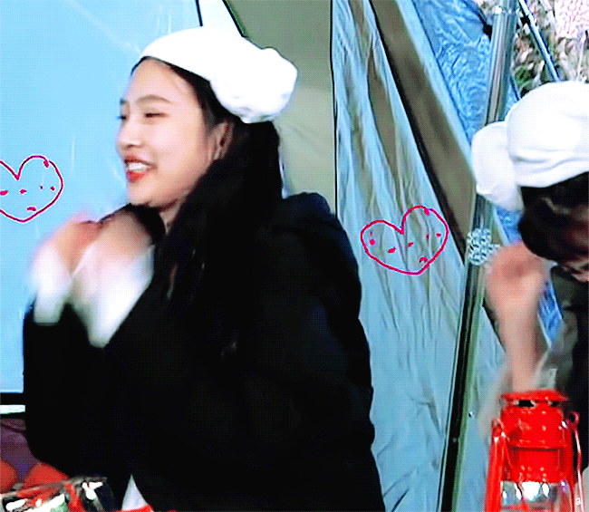 레드벨벳 막강 흥부자 조이.gif | 인스티즈