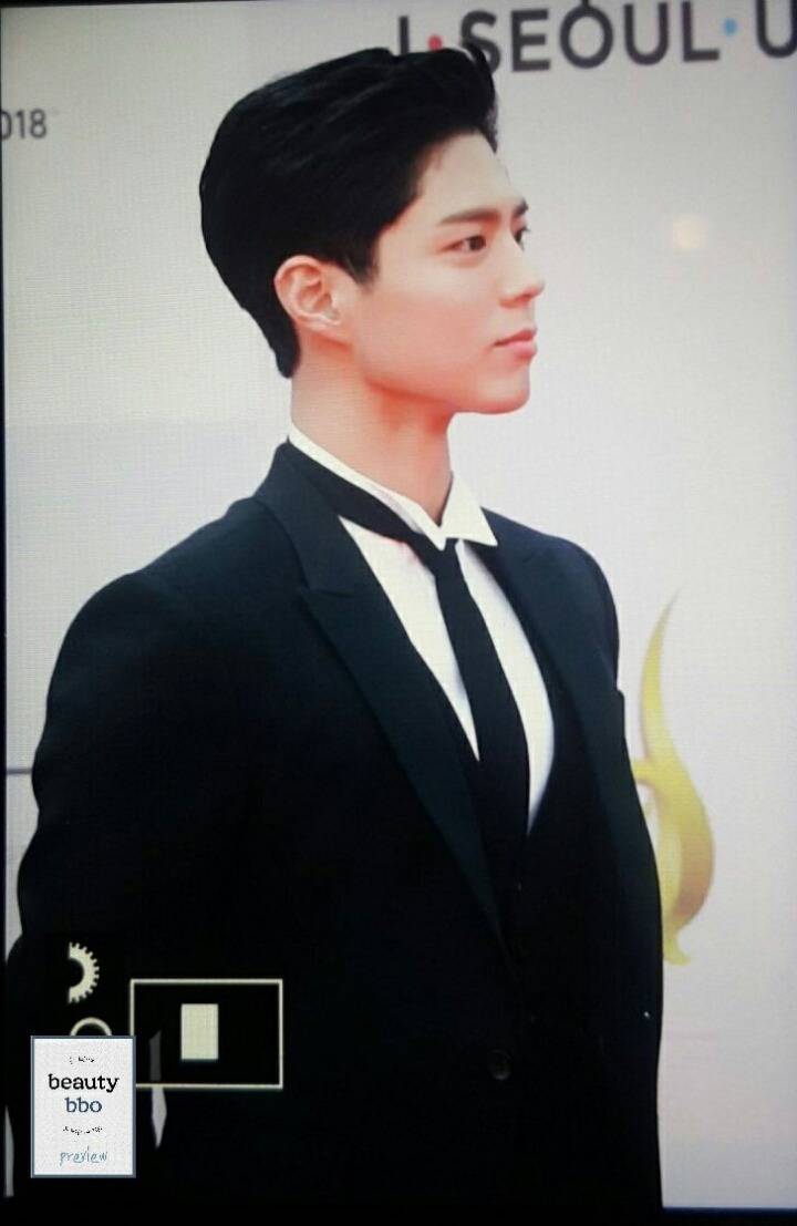 박보검 쓰리피스 수트 코디 수준.JPG | 인스티즈