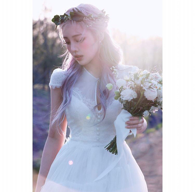 [PONY] 10년 사귄 남자친구가 직접 염색 해준다는 포니 헤어스타일.jpg | 인스티즈