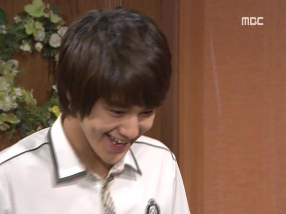 [거침없이하이킥] 범이 진주알 찾기 알바 ㅋㅋㅋㅋㅋㅋㅋ.jpg | 인스티즈