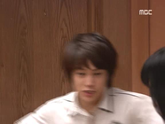 [거침없이하이킥] 범이 진주알 찾기 알바 ㅋㅋㅋㅋㅋㅋㅋ.jpg | 인스티즈