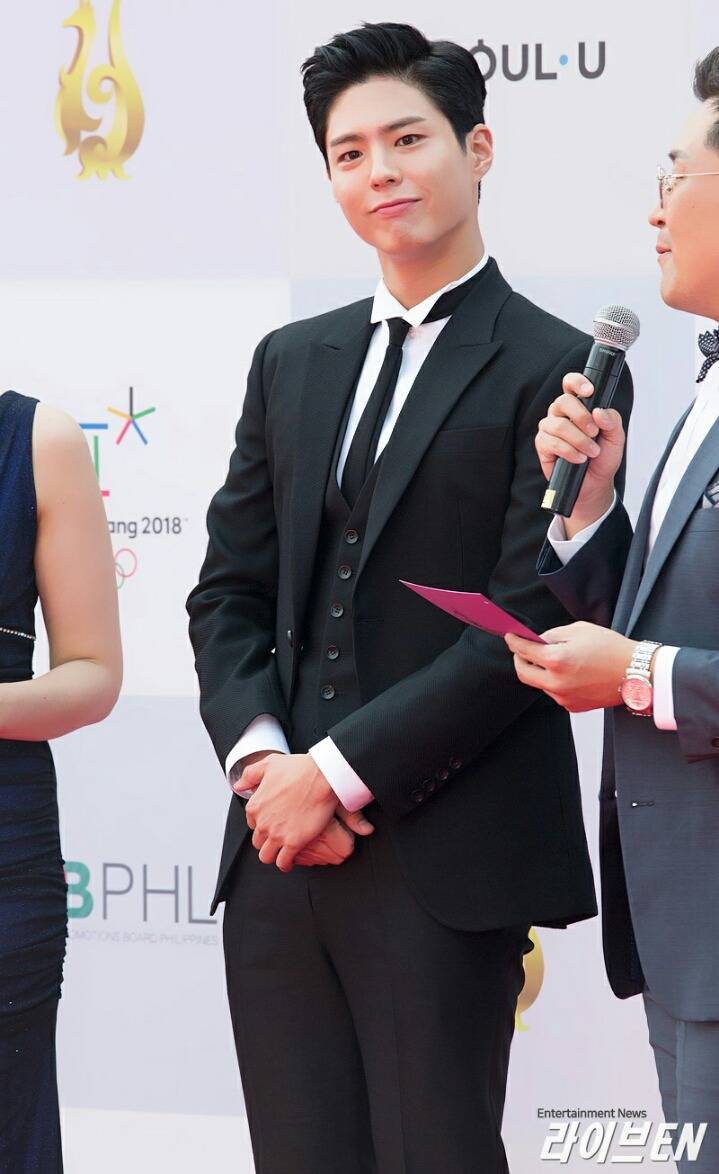 박보검 쓰리피스 수트 코디 수준.JPG | 인스티즈