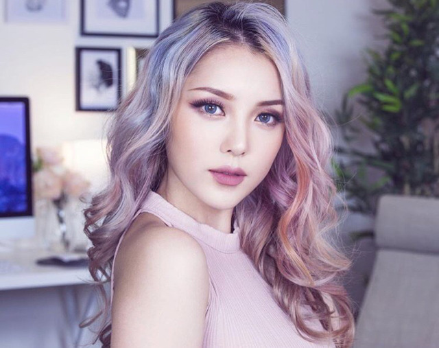 [PONY] 10년 사귄 남자친구가 직접 염색 해준다는 포니 헤어스타일.jpg | 인스티즈