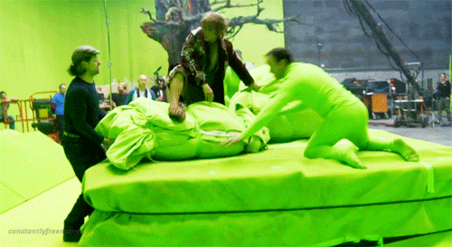 그래...우리...CG많이 들어간 영화에서는 어지간하면 연기 잘했다고 해주자... | 인스티즈