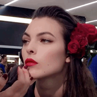 [비토리아세레티] 짱예인데 웬만한 남자보다 잘생겼내...빼애앰...... | 인스티즈