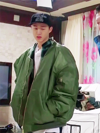 같은 옷 입은 남자아이돌들.jpg | 인스티즈