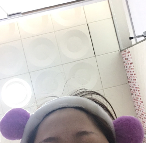 저런 나 기숙사 화장실인데 어떤 애들 둘이 내 얘기하는거 들림ㅋㅋㅋㅋㅋㅋㅋㅋㅋ | 인스티즈