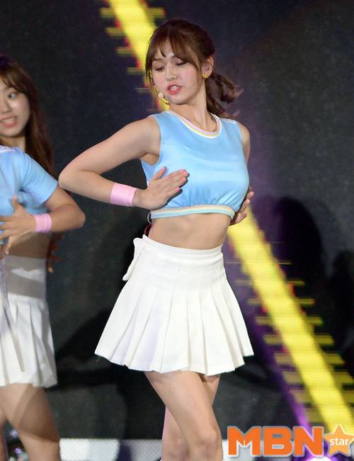 전소미 허리라인 | 인스티즈