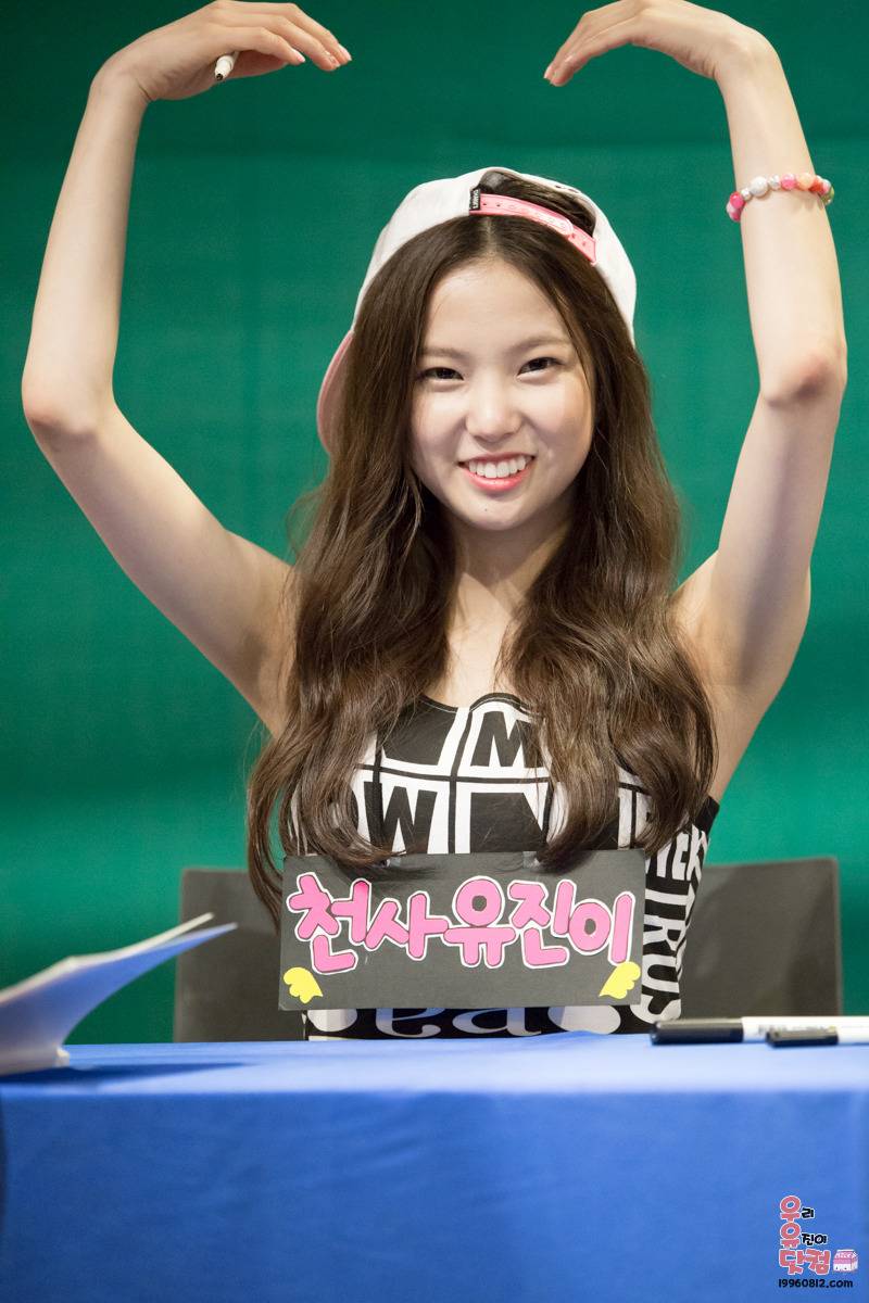 CLC 최유진 겨드랑이 움짤.JPGIF (진짜사나이 여군편) | 인스티즈