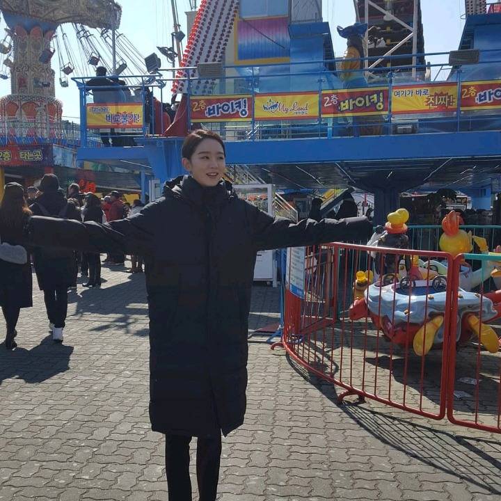 배우 신혜선의 기럭지 ㄷㄷ.jpg | 인스티즈