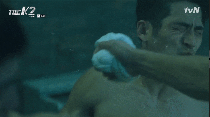 목욕탕에서 싸우는 지창욱 | 인스티즈