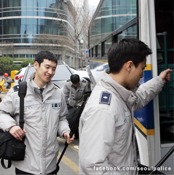 하늘에서 만인의 이상형되라고 내려준 배우 이제훈의 의경시절 | 인스티즈