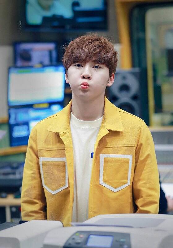 같은 옷 입은 남자아이돌들.jpg | 인스티즈