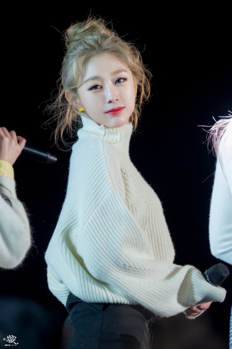 [러블리즈] 목구멍이 부은 기분이 들어서 지수 | 인스티즈