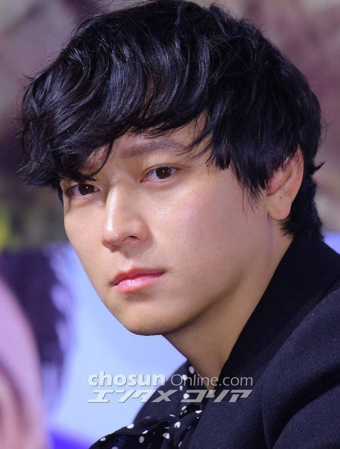 쌍꺼풀이 매력적인 남자 배우들.JPG | 인스티즈