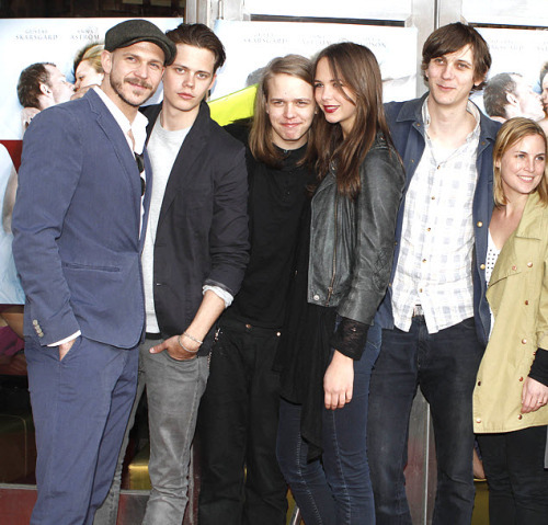 북유럽 남신소리 듣는 스웨덴 출신 남자배우와 그 가족들 | 인스티즈