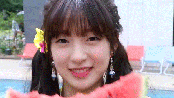 오마이걸 아린 수영복.jpgif | 인스티즈