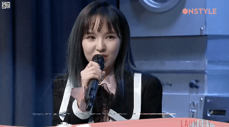 레드벨벳 엉덩이게이트 청문회.gif | 인스티즈