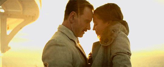 영화 파도가 지나간 자리 : The light between oceans (2016).gif | 인스티즈