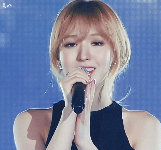 [레드벨벳] SM 일본 콘서트에서 노래하는 웬디 미모.jpgif | 인스티즈