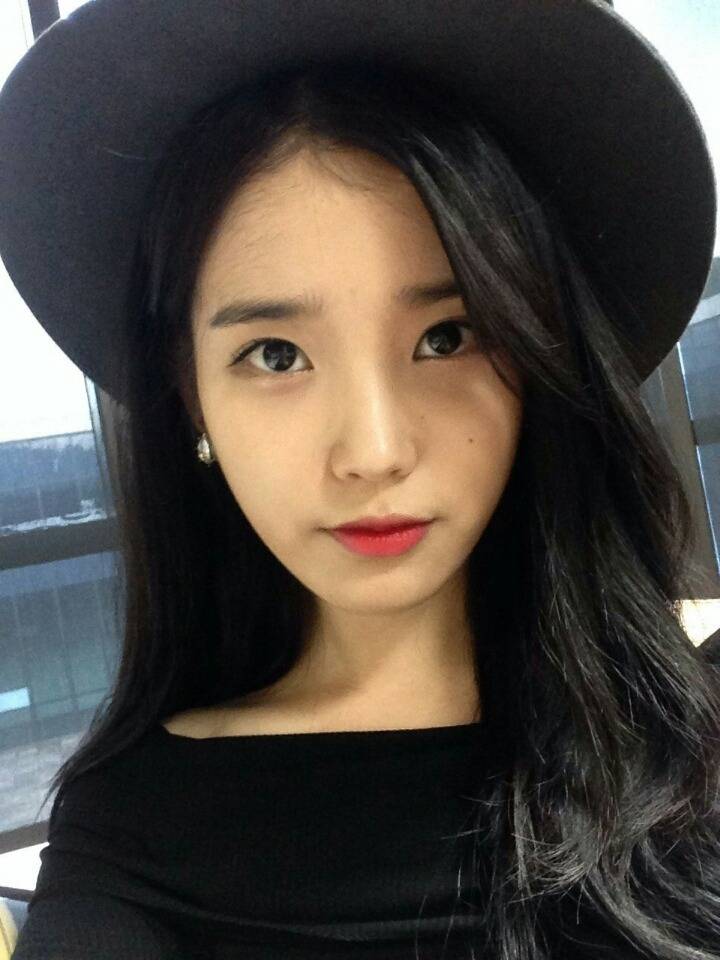 아이유 단발&똥머리 vs 긴생머리 | 인스티즈