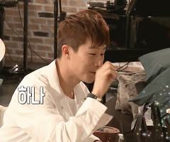 나혼자산다에서 묵언방송하는 헨리.jpg | 인스티즈