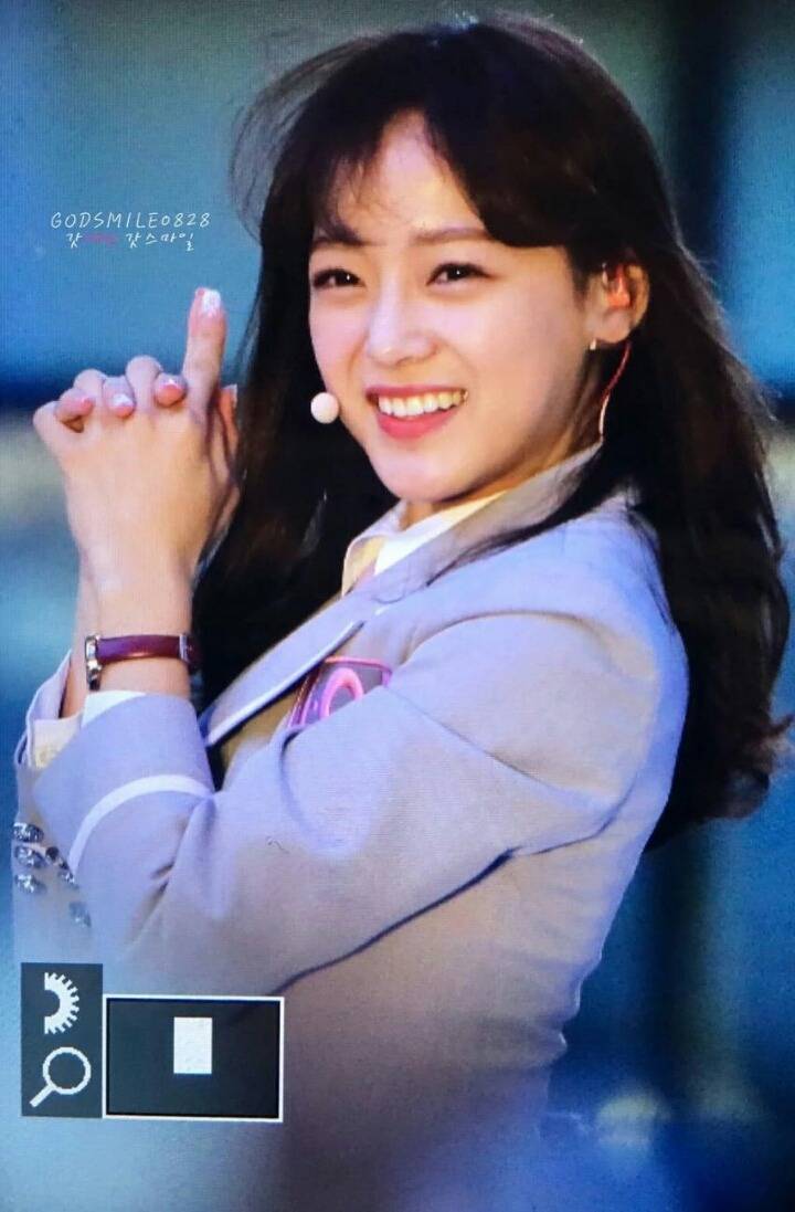 오늘자 김세정 판교 사진 (예쁘다..) +추가 | 인스티즈