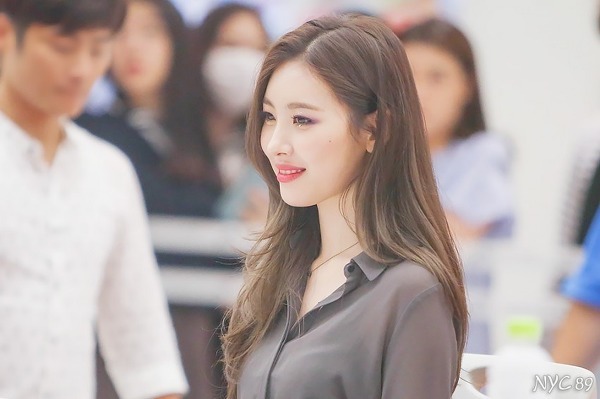 여자아이돌들의 ㅎㄷㄷ한 옆모습 | 인스티즈